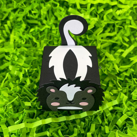 Cute Skunk Miniature Gift Box