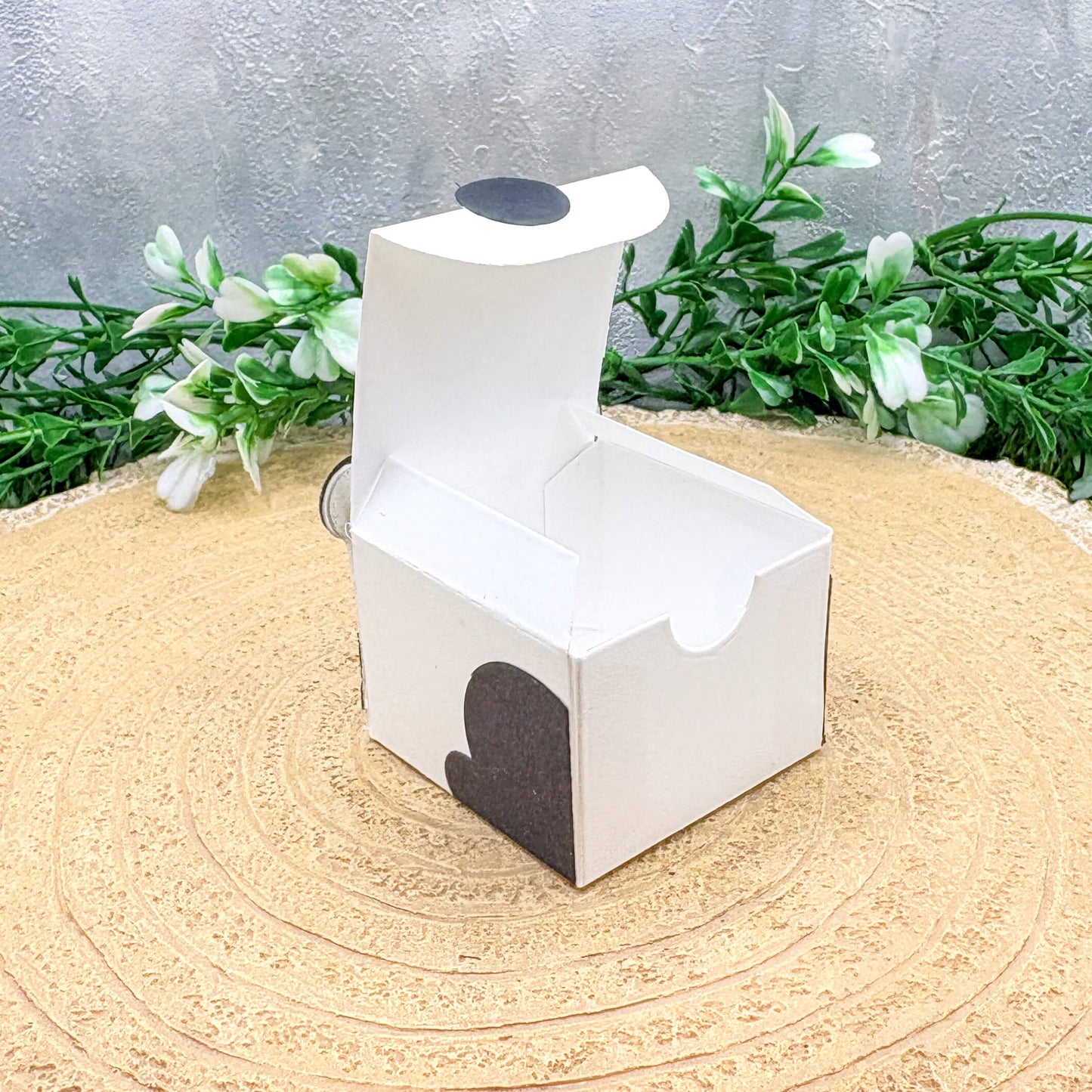Panda Holding Bamboo Miniature Gift Box-2